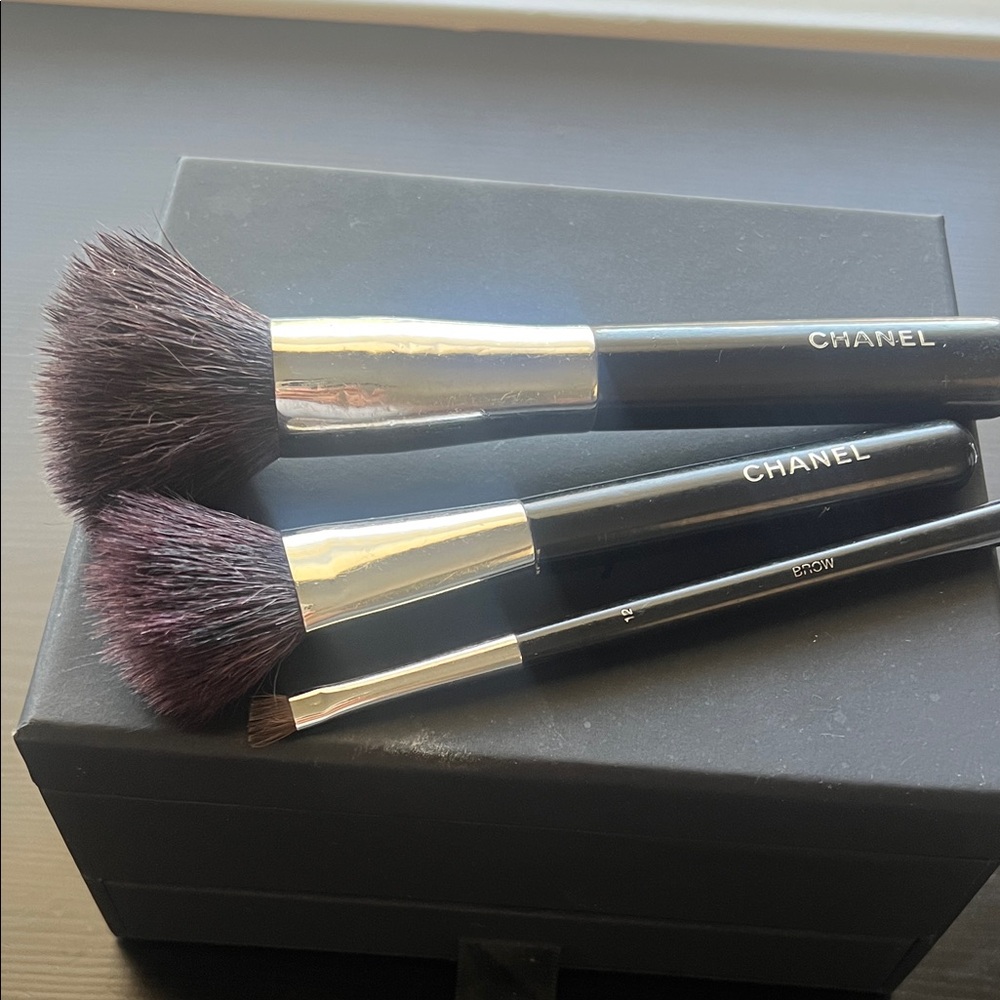 CHANEL Makeup Brush Set